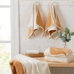 Great Bay Home Cotton Two-Toned Reversible Quick-Dry Towel Set