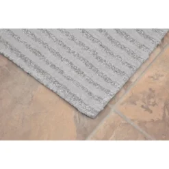 Sheridan Plush Washable Nylon Bath Rug - Garland